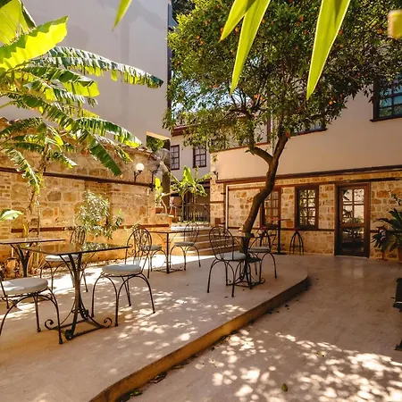Mediterra Art Otel